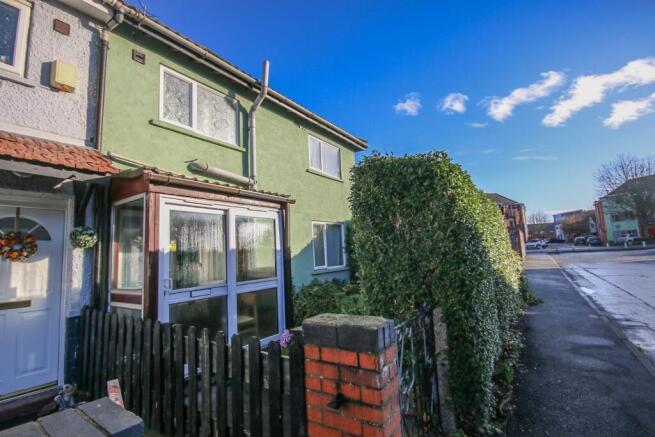3 bed property, in Bunnett Avenue, £149,950