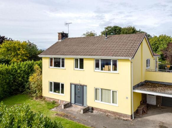 5 bed property, in Lache Lane, £650,000