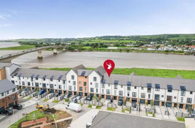3 bed property, in Taw Wharf, £395,000