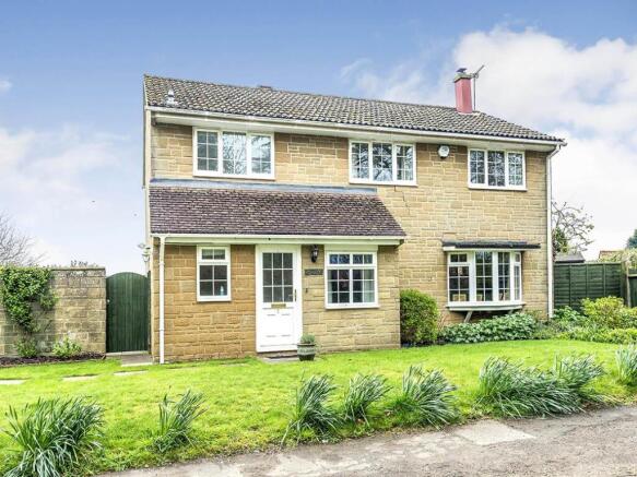 4 bed property, in Henning Way Milborne Port, £399,950