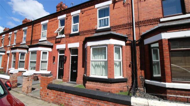 3 bed property, in Ermine Road, £250,000