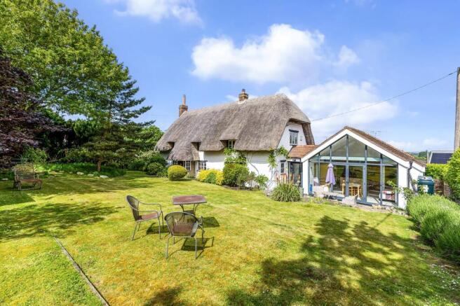 4 bed property, in Cues Lane, £780,000