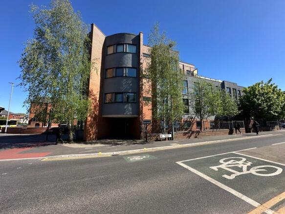 2 bed property, in 2 Old Church Court, £77,000