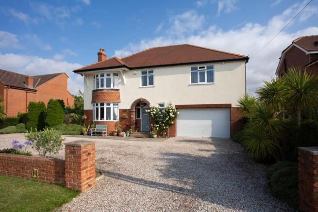 5 bed property, in Betteras Hill Road, £875,000