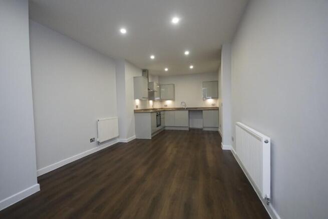 2 bed property, in Burch House, £145,000
