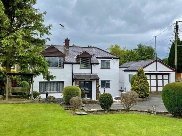 3 bed property, in Heol Offa, £340,000