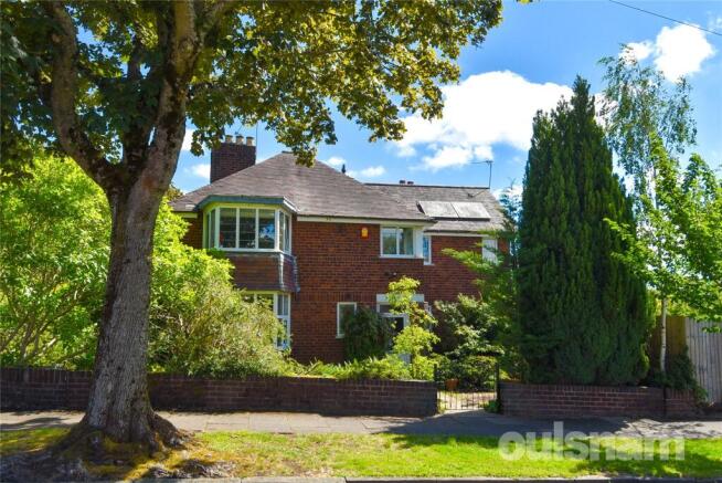 4 bed property, in Bagnell Road, £625,000