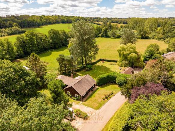 4 bed property, in Butcherfield Lane, £1,100,000