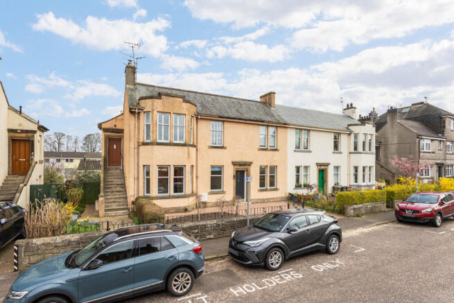 4 bed property, in 35 Meggetland Terrace, £549,000