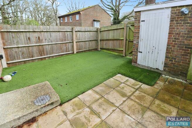 3 bed property, in Walsingham Close, £290,000