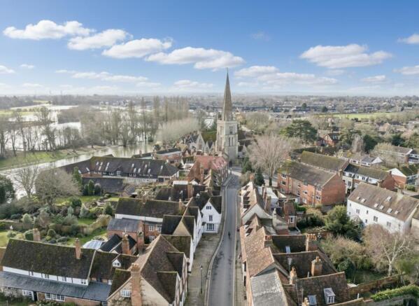 5 bed property, in East St. Helen Street, £999,995