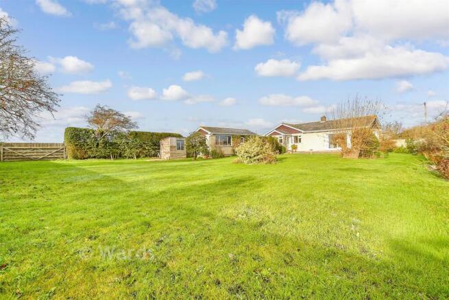 5 bed property, in Romney Road, £420,000