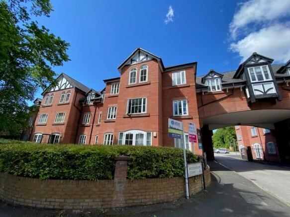Land, in 8 Woodholme Court, £85,000