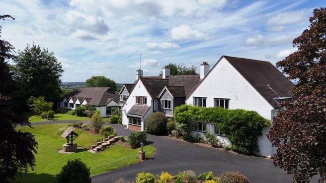 6 bed property, in Noverton, £2,400,000