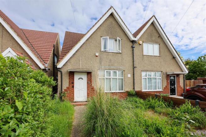 3 bed property, in Thornton Avenue, £515,000