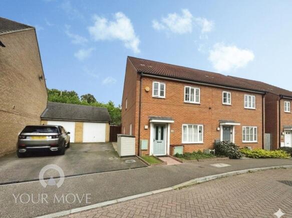3 bed property, in Chalk Close, £500,000