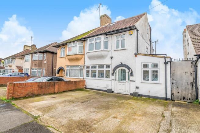 4 bed property, in Eton Road, £610,000