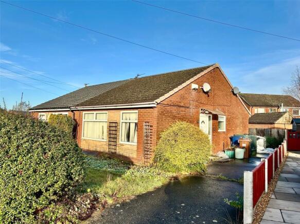 4 bed property, in Doodstone Avenue, £110,000