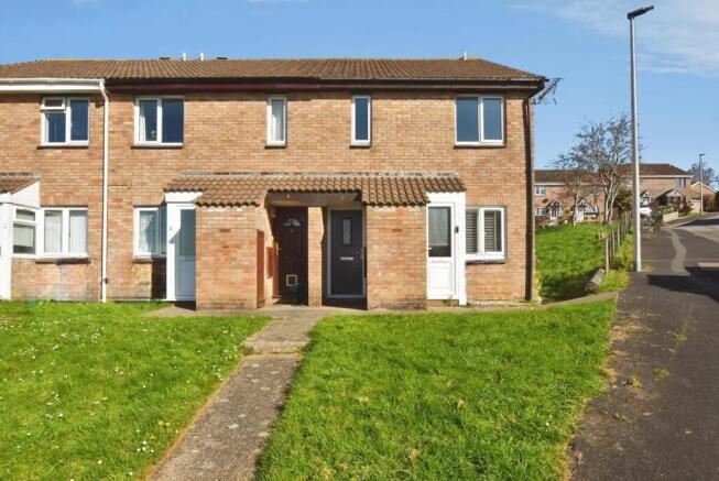 1 bed property, in Hollam Way, £125,000