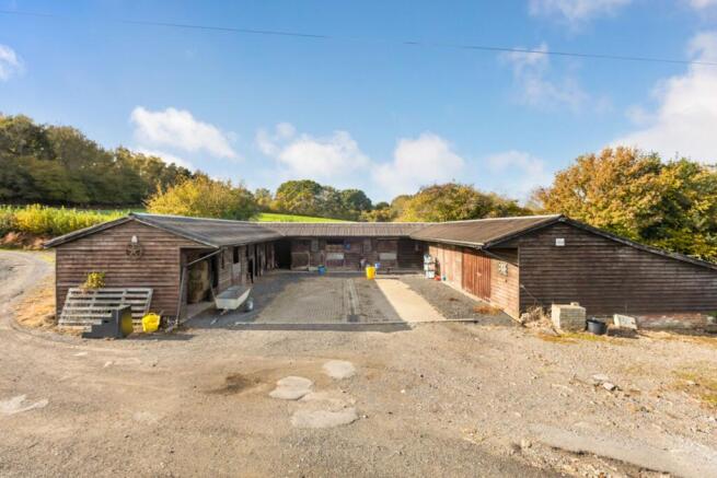 4 bed property, in Pilmer Road, £550,000