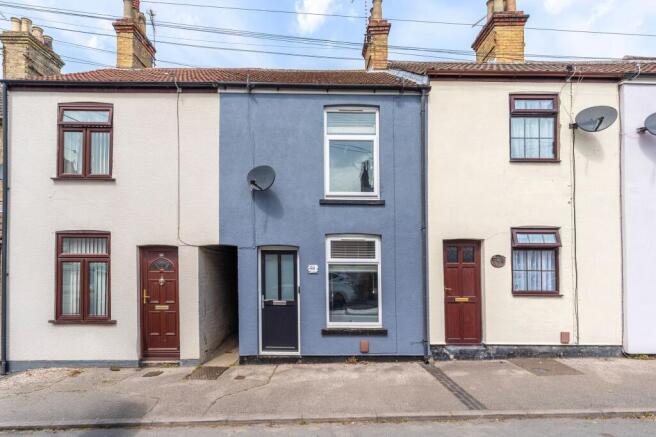 3 bed property, in Morton Road, £150,000