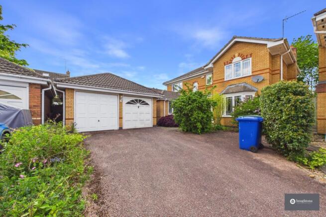 4 bed property, in John Clare Close, £600,000