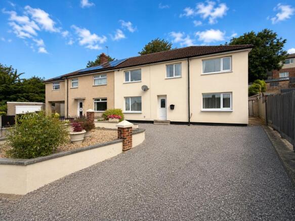 4 bed property, in 38 South Ridge, £295,000