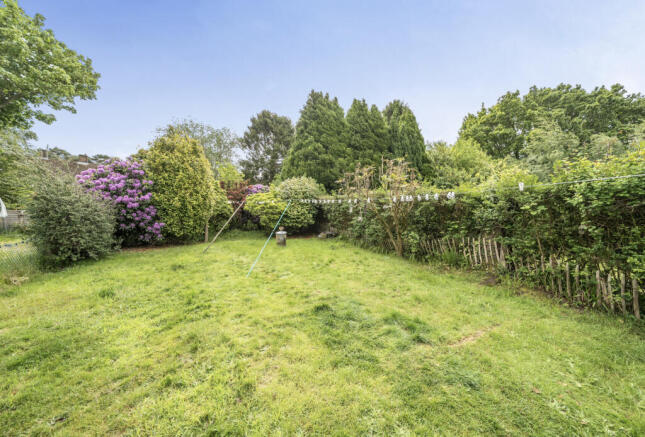 2 bed property, in Sherwood Road, £300,000