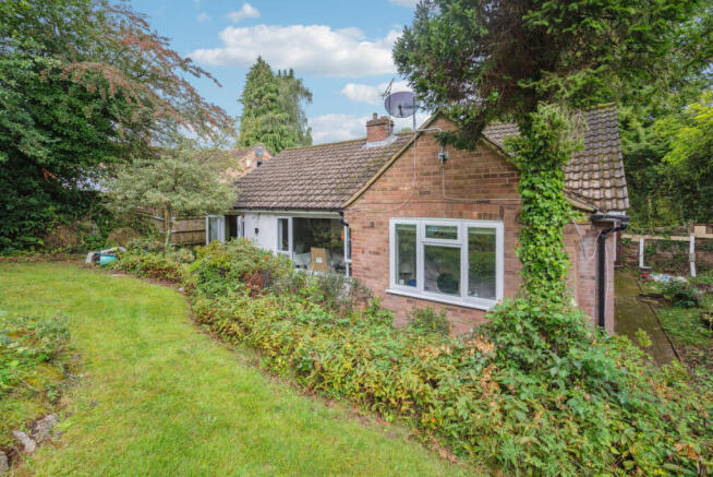 2 bed property, in Windsor Lane, £695,000