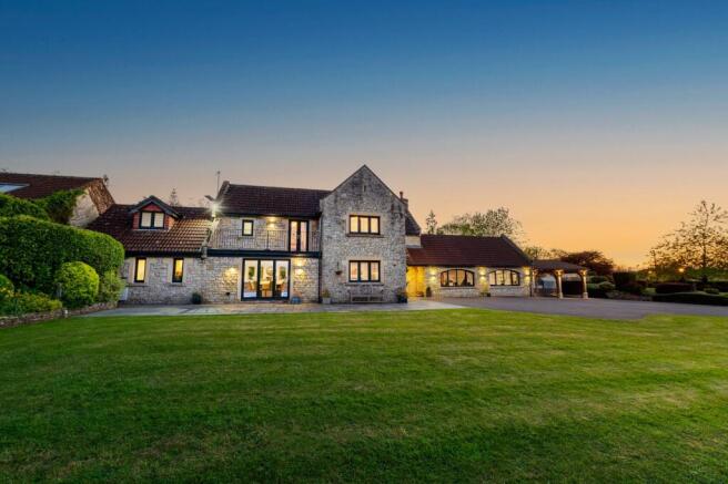 5 bed property, in Timsbury Road, £1,400,000