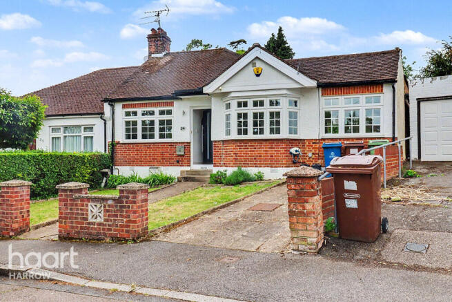 3 bed property, in Richmond Gardens, £700,000