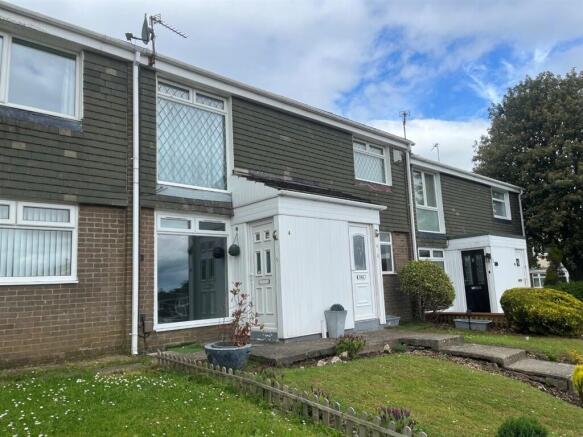 2 bed property, in Maplebeck Close, £40,000