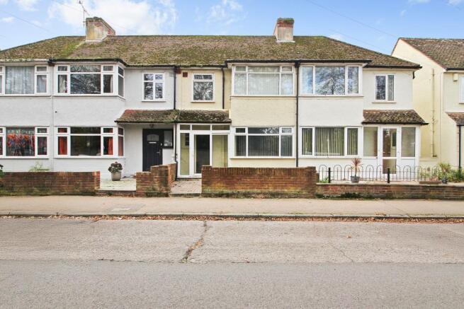 3 bed property, in Glack Road, £280,000