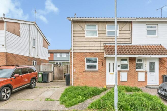 3 bed property, in Soane Street, £275,000