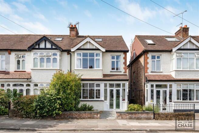 4 bed property, in Monastery Gardens, £675,000