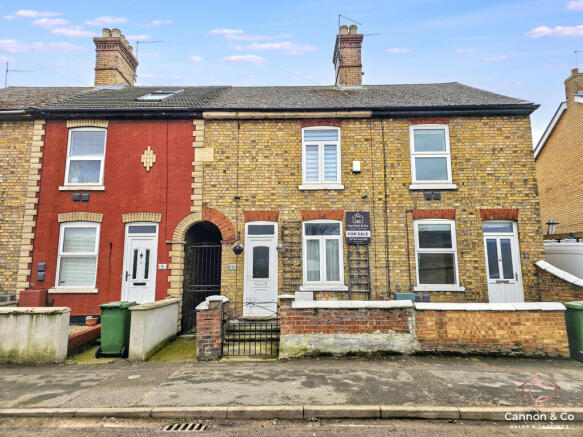 3 bed property, in Orchard Street, £190,000