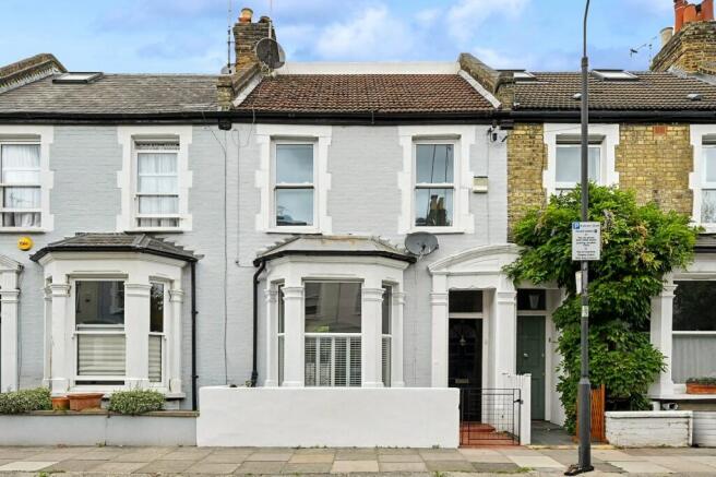 3 bed property, in Burnthwaite Road, £1,150,000