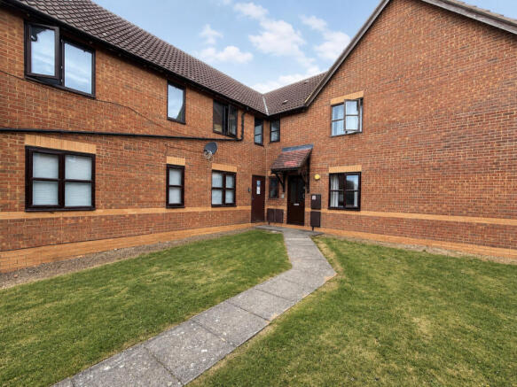 1 bed property, in Fortuna Court, £135,000