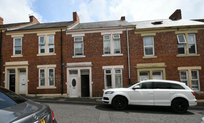 5 bed property, in Colston Street, £146,000