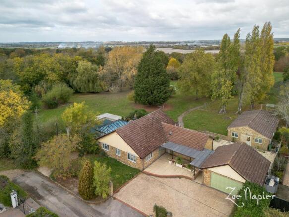 4 bed property, in Rayleigh, £1,500,000