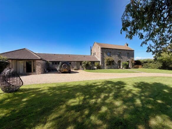 5 bed property, in Silver Moor Lane, £1,200,000
