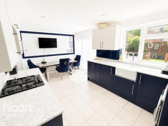 3 bed property, in Hayman Crescent, £500,000