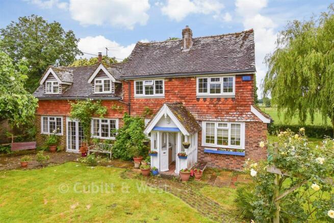 3 bed property, in Norlington Lane, £850,000
