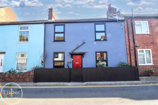 2 bed property, in 73, £260,000