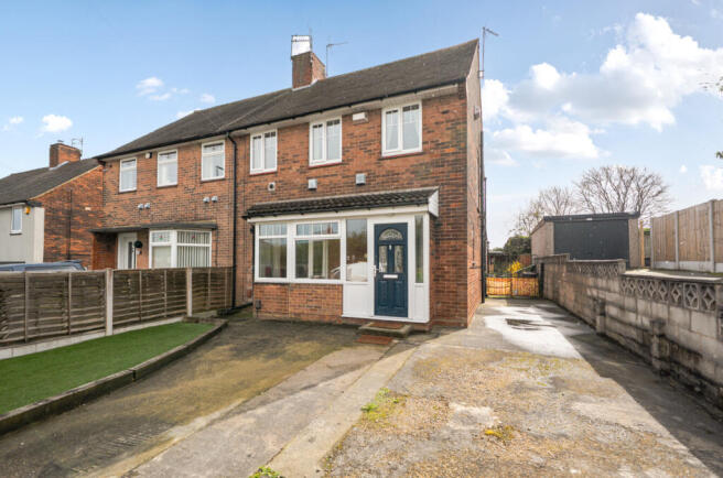 3 bed property, in Cockshott Lane, £240,000