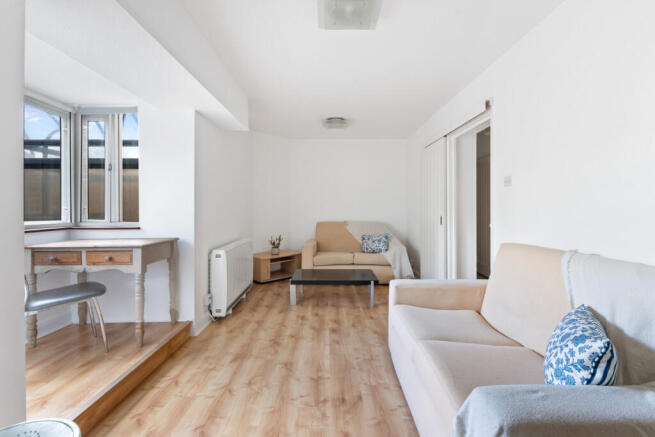 1 bed property, in Eagle Heights, £350,000