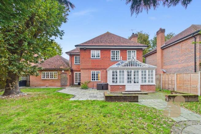 5 bed property, in Les Bois, £800,000