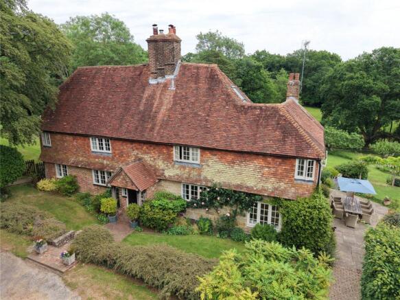 6 bed property, in Burwash Common, £2,250,000
