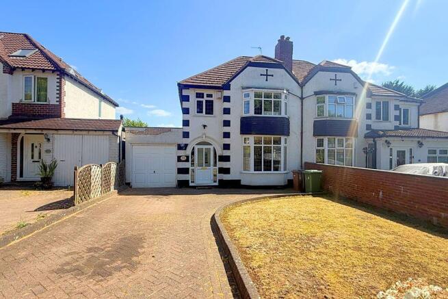 3 bed property, in Sutton Road, £365,000