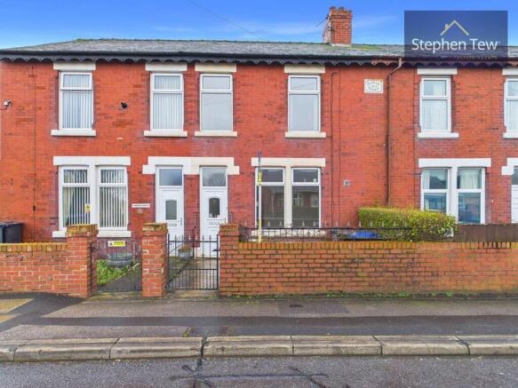 2 bed property, in Primrose Terrace, £90,000